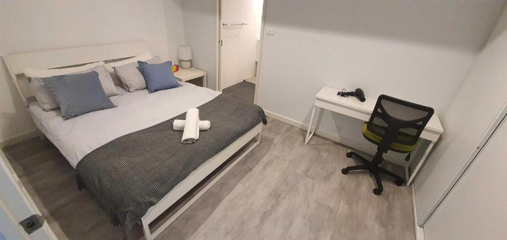 קנברה Dana-Cozy Studio With Shared Entry In The City מראה חיצוני תמונה